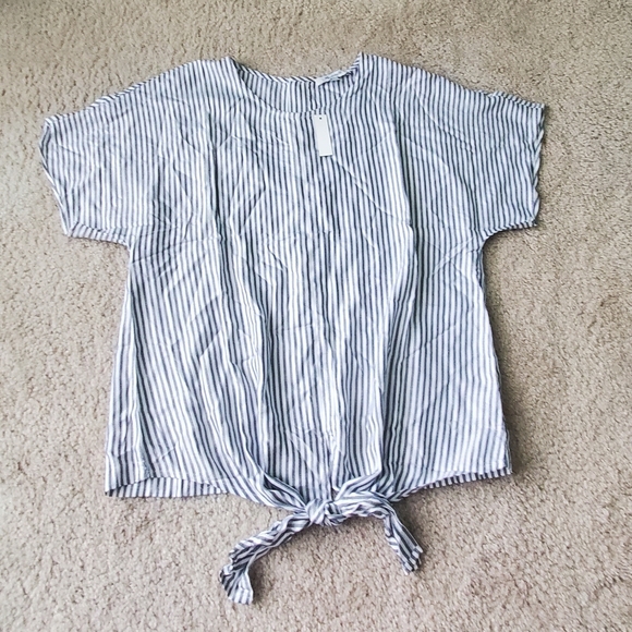 Madewell Tops - NWT Madewell Tie Front Top